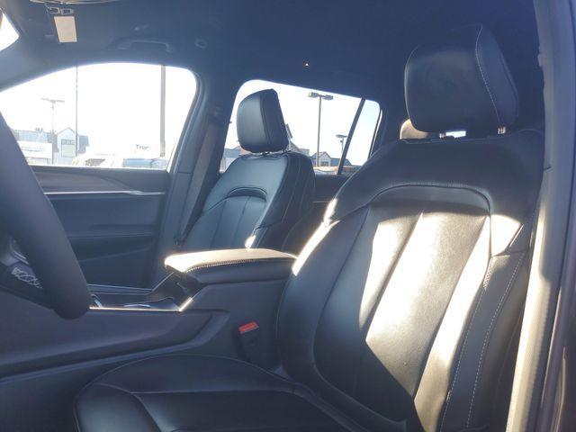 new 2025 Jeep Grand Cherokee L car, priced at $42,266