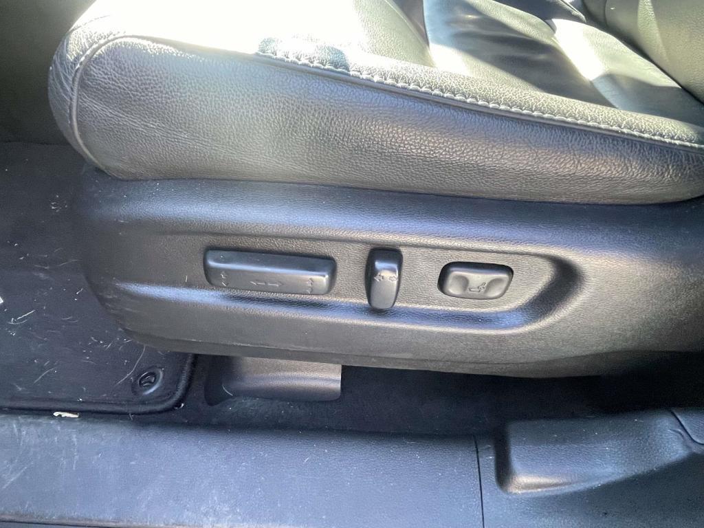 used 2022 Honda Pilot car, priced at $27,289