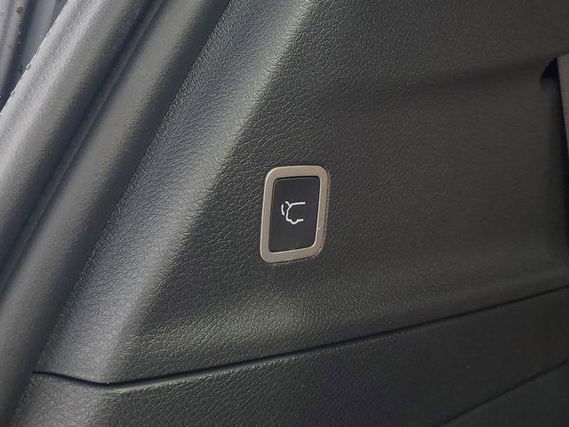 new 2026 Chrysler Pacifica car, priced at $51,963