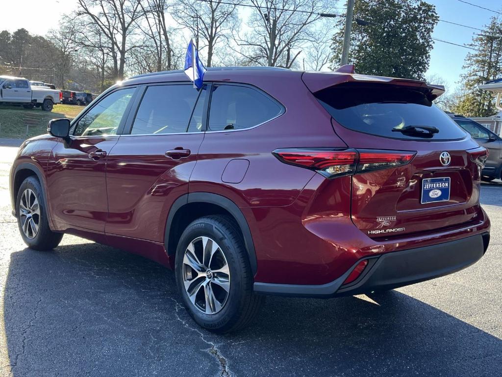 used 2023 Toyota Highlander car, priced at $32,850