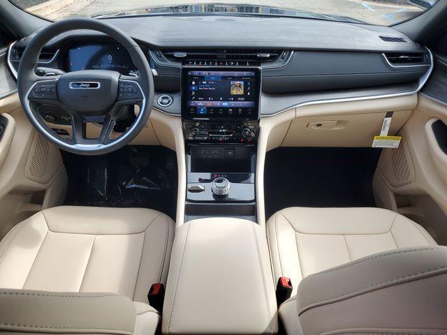 new 2025 Jeep Grand Cherokee car, priced at $39,319