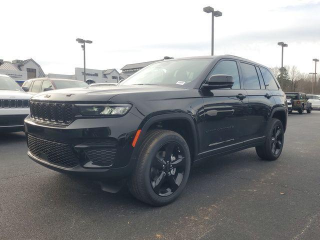 new 2025 Jeep Grand Cherokee car, priced at $36,112