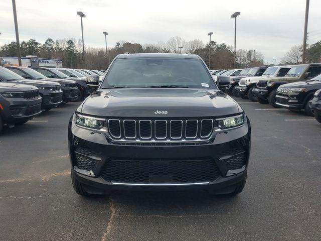 new 2025 Jeep Grand Cherokee car, priced at $32,164