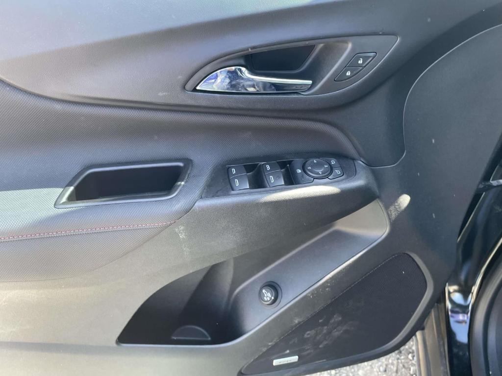 used 2022 Chevrolet Equinox car, priced at $23,289