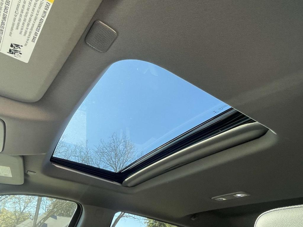 used 2022 Chevrolet Silverado 1500 car, priced at $33,975