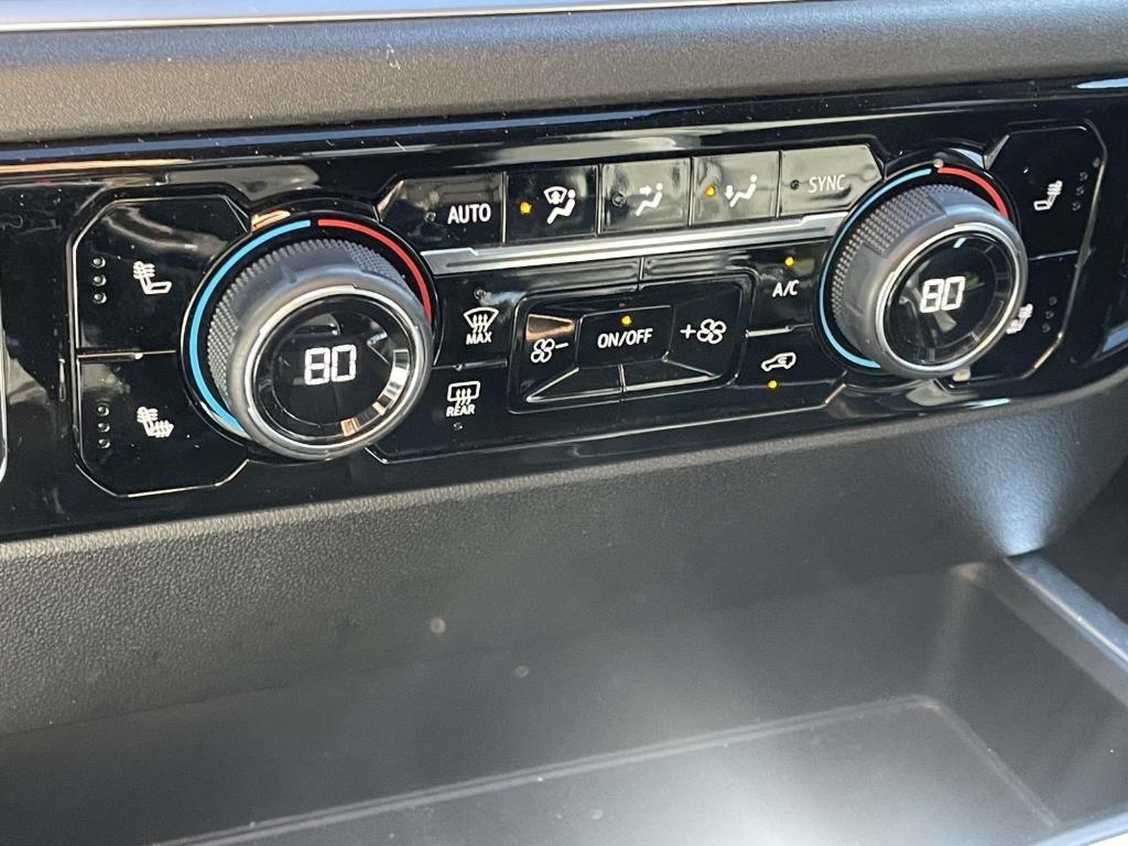 used 2022 Chevrolet Silverado 1500 car, priced at $33,975