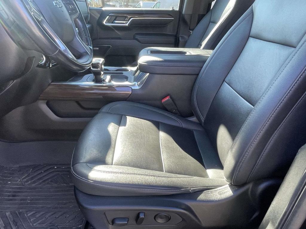 used 2022 Chevrolet Silverado 1500 car, priced at $33,975