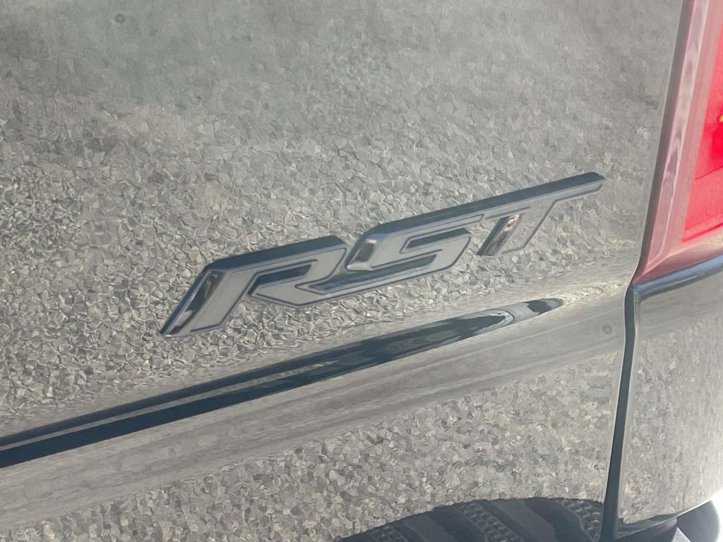 used 2022 Chevrolet Silverado 1500 car, priced at $33,975