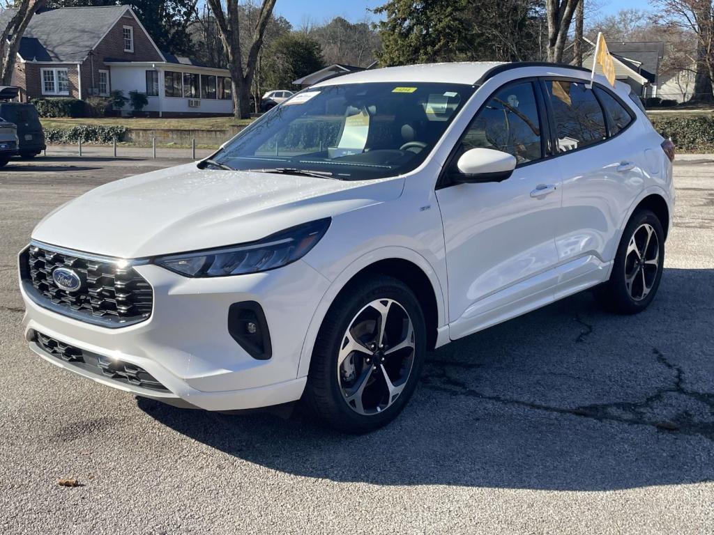 used 2023 Ford Escape car, priced at $24,281