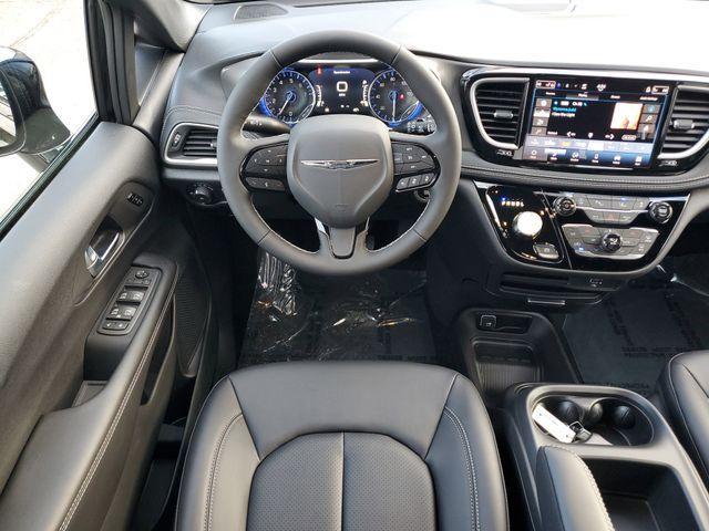 new 2026 Chrysler Pacifica car, priced at $43,019