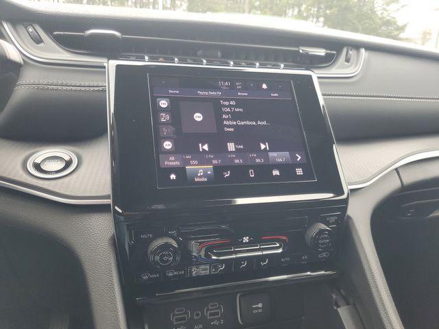 new 2025 Jeep Grand Cherokee car, priced at $32,664