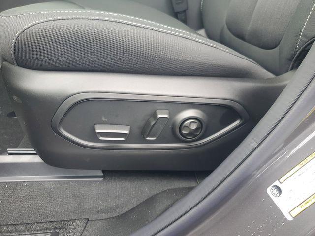 new 2025 Jeep Grand Cherokee car, priced at $32,664