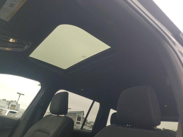 new 2025 Jeep Grand Cherokee car, priced at $32,664