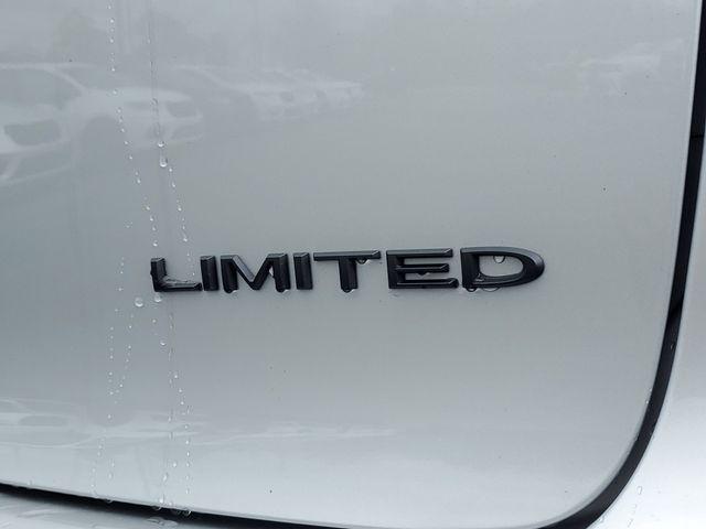 new 2026 Chrysler Pacifica car, priced at $47,156