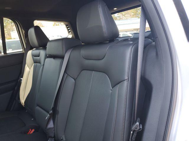 new 2026 Jeep Cherokee car, priced at $40,422