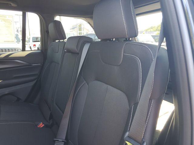 new 2025 Jeep Grand Cherokee car, priced at $31,860