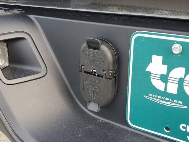 new 2026 Jeep Gladiator car, priced at $45,665