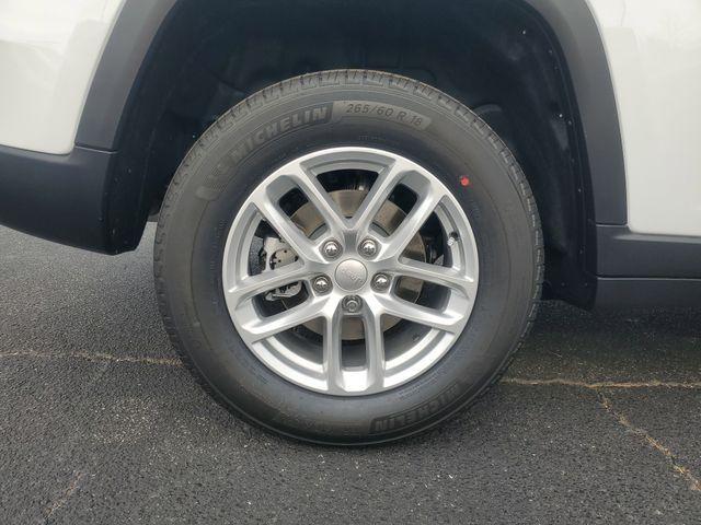 new 2025 Jeep Grand Cherokee car, priced at $31,628