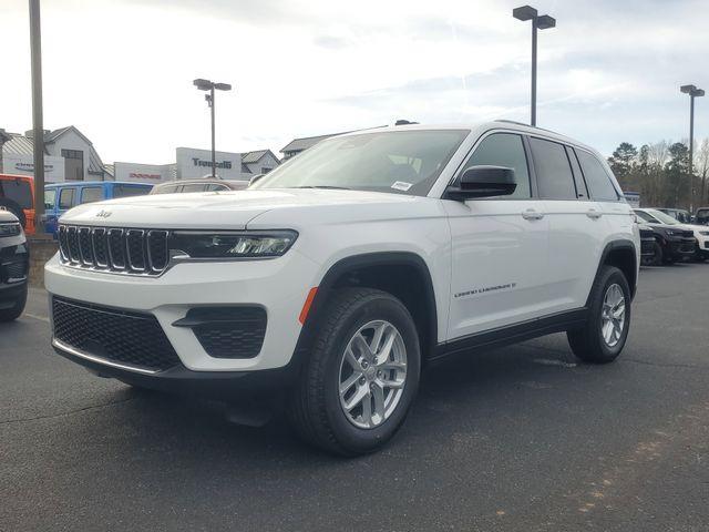 new 2025 Jeep Grand Cherokee car, priced at $31,628