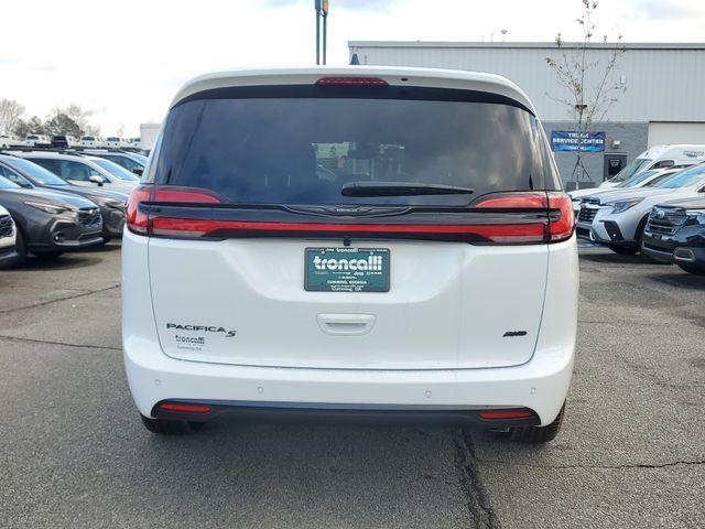 new 2026 Chrysler Pacifica car, priced at $46,379