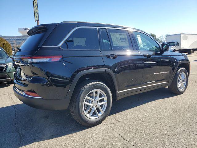 new 2026 Jeep Grand Cherokee car, priced at $42,692