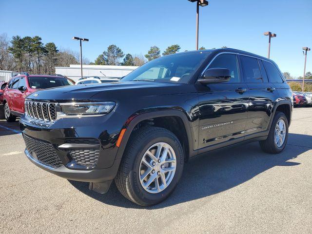 new 2026 Jeep Grand Cherokee car, priced at $42,692