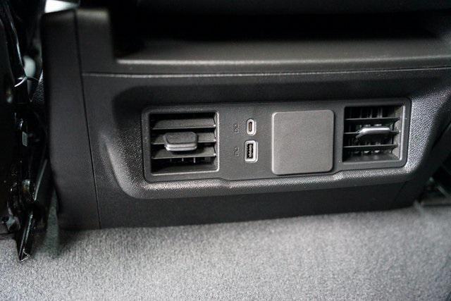 used 2024 Chevrolet Silverado 1500 car, priced at $35,974