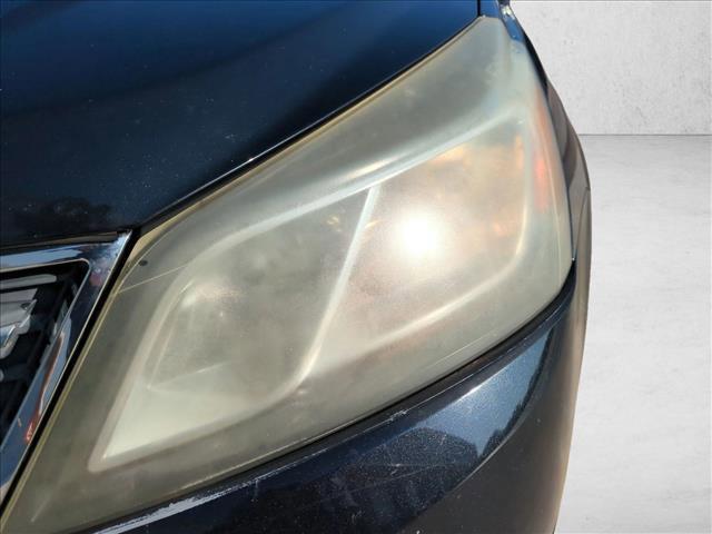 used 2013 Chevrolet Traverse car, priced at $6,400