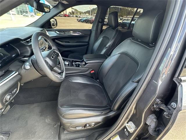 used 2023 Jeep Grand Cherokee car, priced at $29,500