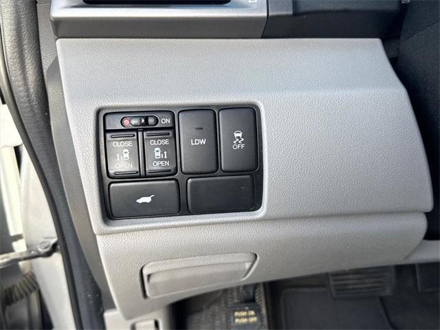 used 2014 Honda Odyssey car, priced at $7,995