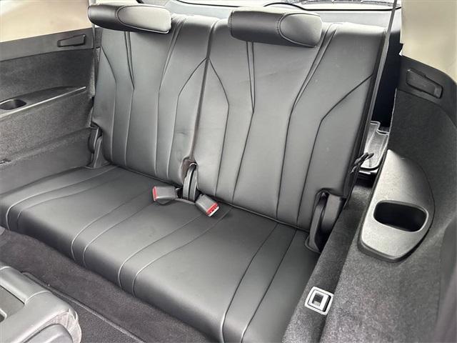 used 2022 Acura MDX car, priced at $33,595