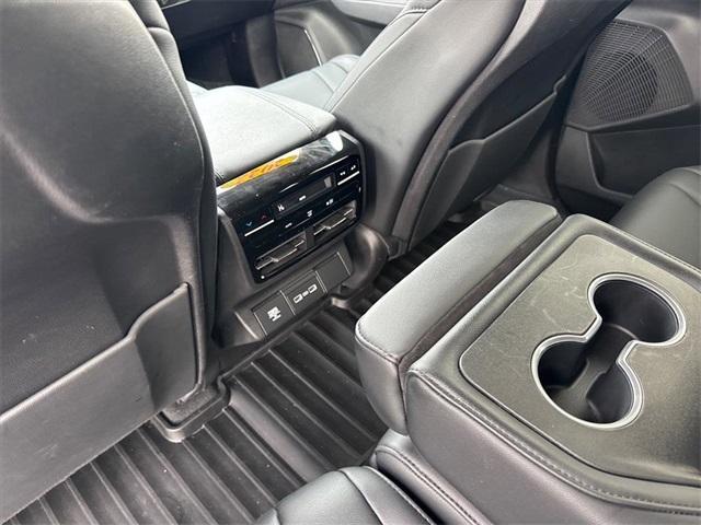 used 2022 Acura MDX car, priced at $33,595