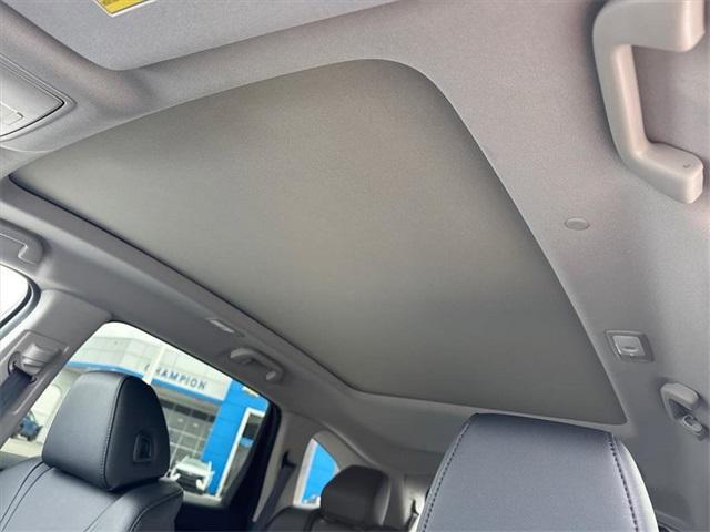 used 2022 Acura MDX car, priced at $33,595