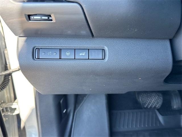 used 2022 Nissan Pathfinder car, priced at $25,250