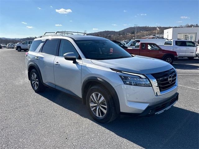 used 2022 Nissan Pathfinder car, priced at $25,250