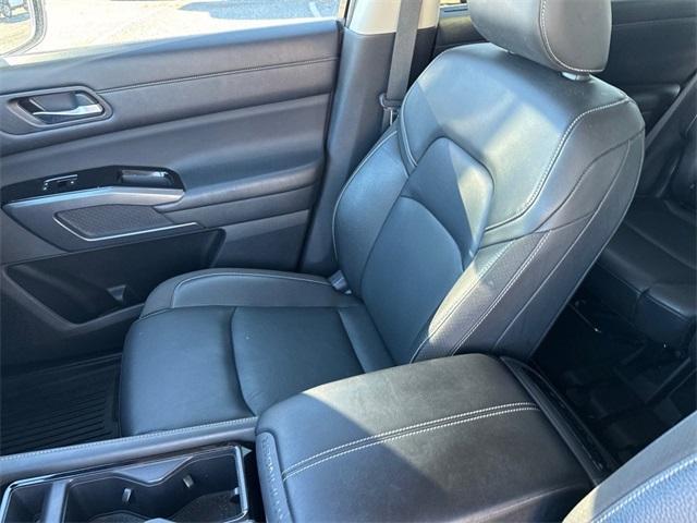 used 2022 Nissan Pathfinder car, priced at $25,250