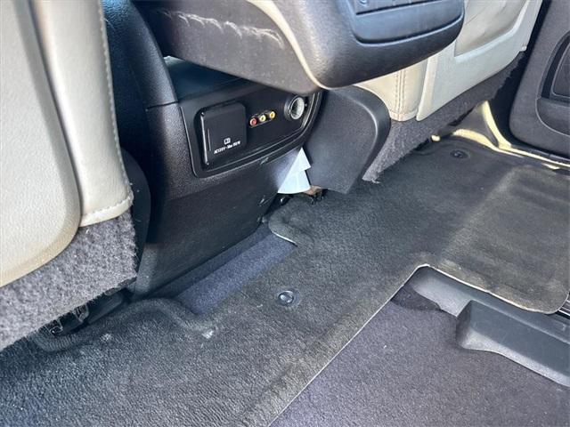 used 2011 Chevrolet Traverse car, priced at $3,895