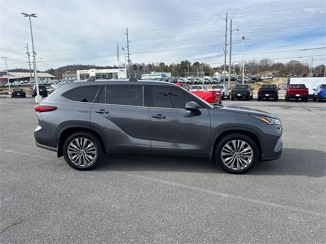 used 2020 Toyota Highlander car, priced at $30,000