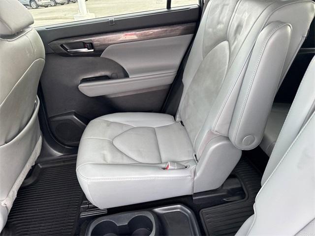 used 2020 Toyota Highlander car, priced at $30,000