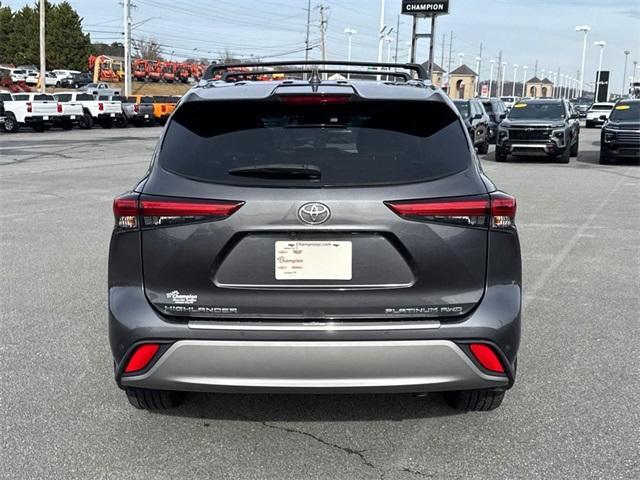 used 2020 Toyota Highlander car, priced at $30,000