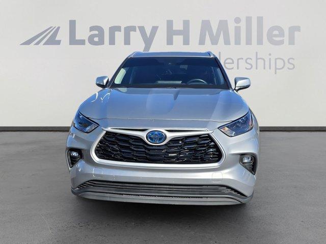 used 2024 Toyota Highlander Hybrid car, priced at $45,500