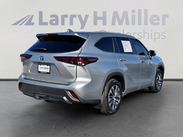 used 2024 Toyota Highlander Hybrid car, priced at $45,500