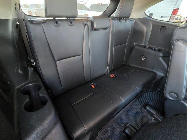 used 2024 Toyota Highlander Hybrid car, priced at $45,500