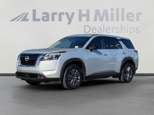 used 2024 Nissan Pathfinder car, priced at $27,500