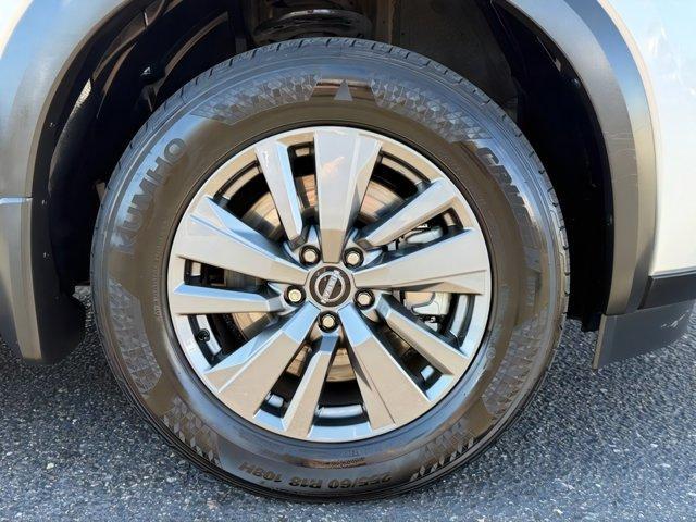 used 2024 Nissan Pathfinder car, priced at $27,500