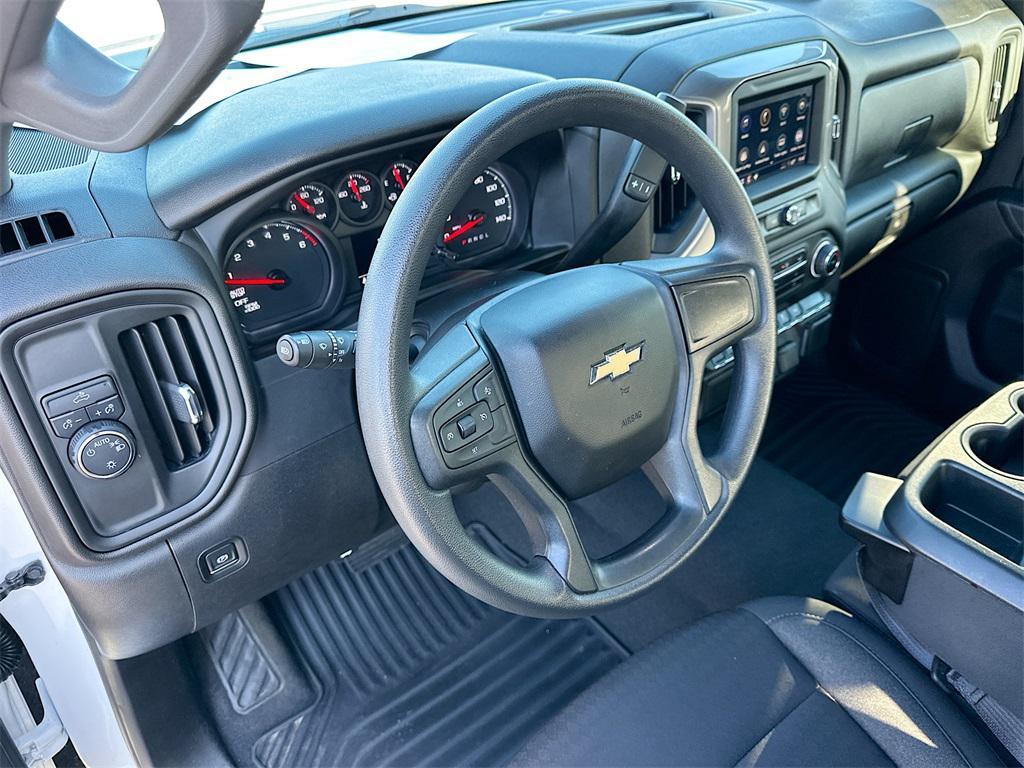 used 2024 Chevrolet Silverado 1500 car, priced at $33,810
