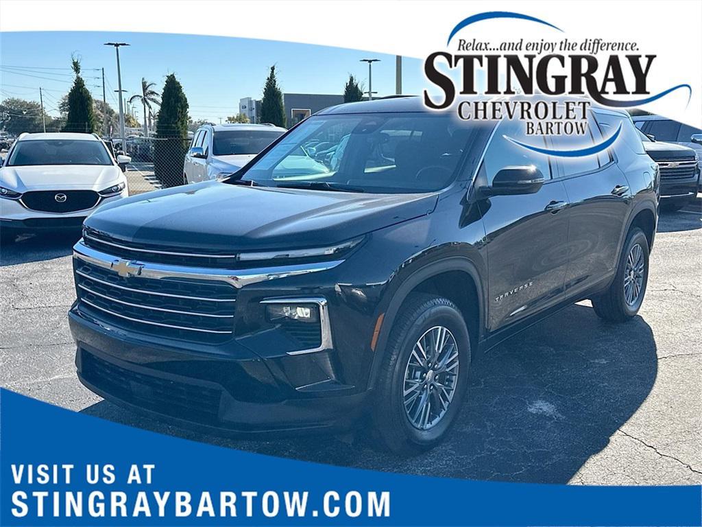 used 2025 Chevrolet Traverse car, priced at $36,490