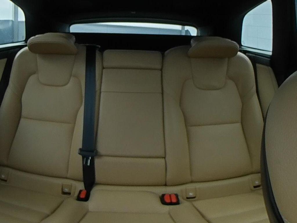 used 2020 Volvo XC60 car, priced at $21,859
