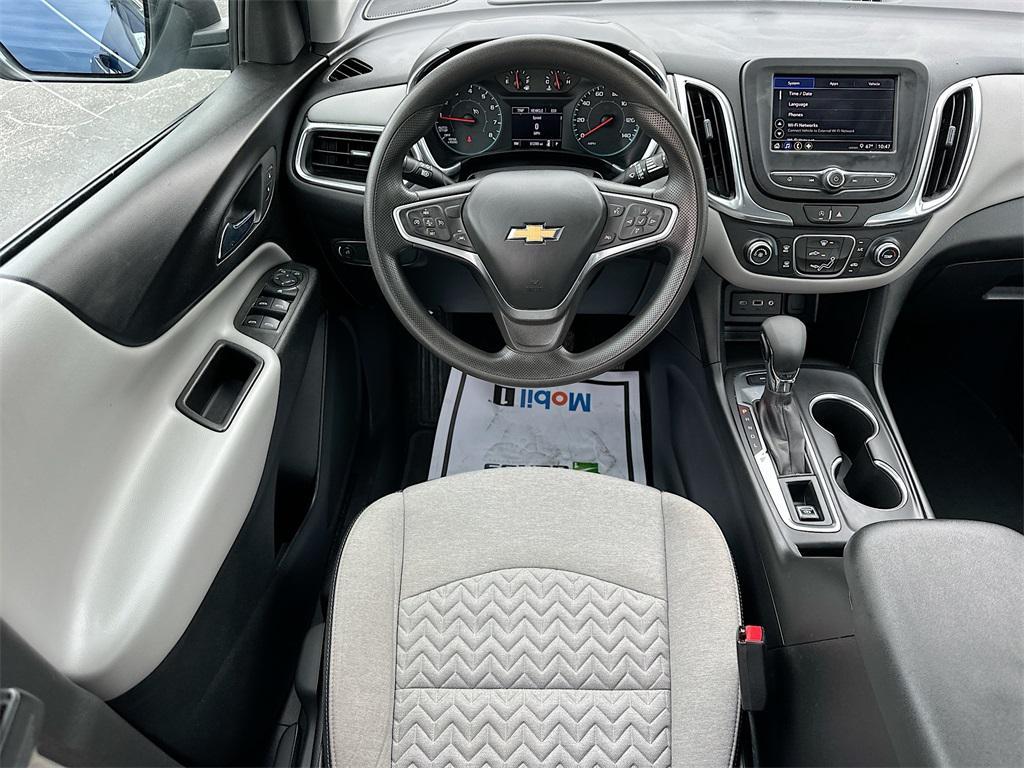 used 2022 Chevrolet Equinox car, priced at $18,990
