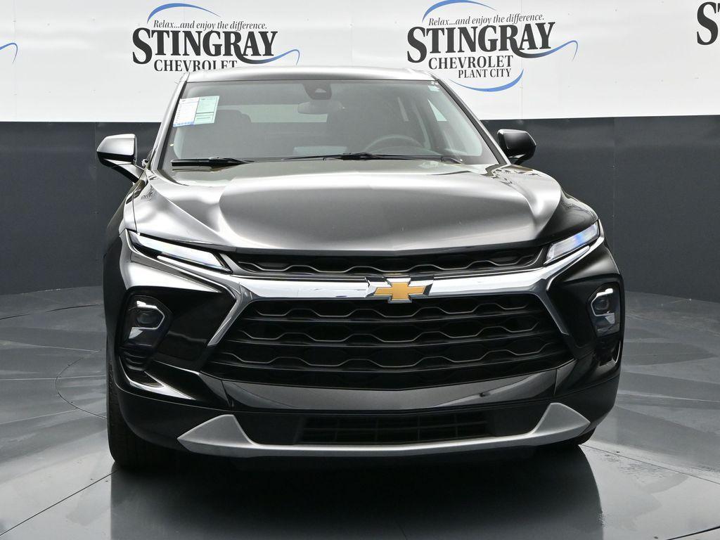 used 2025 Chevrolet Blazer car, priced at $29,995